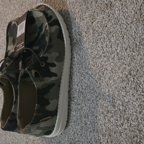 HEY DUDE WENDY CAMO - Picture 8 of 10